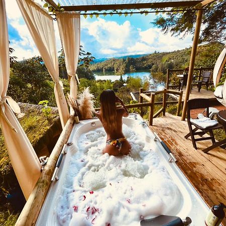Levit Glamping - Hotel Guatape Penol (Adults Only) Eksteriør billede