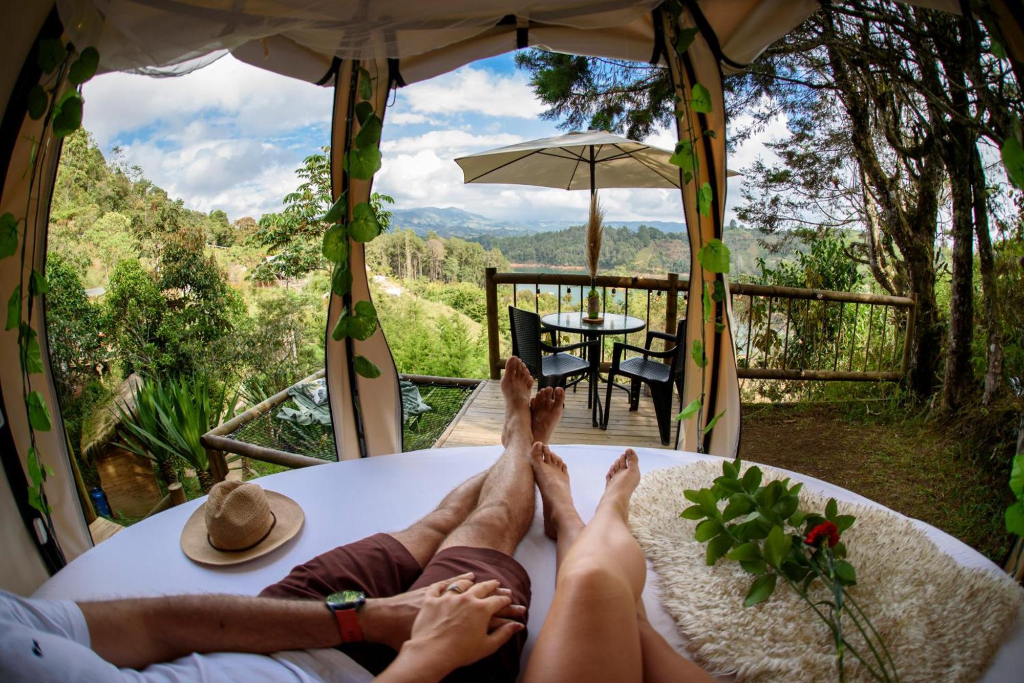 Levit Glamping - Hotel Guatape Penol (Adults Only) Eksteriør billede