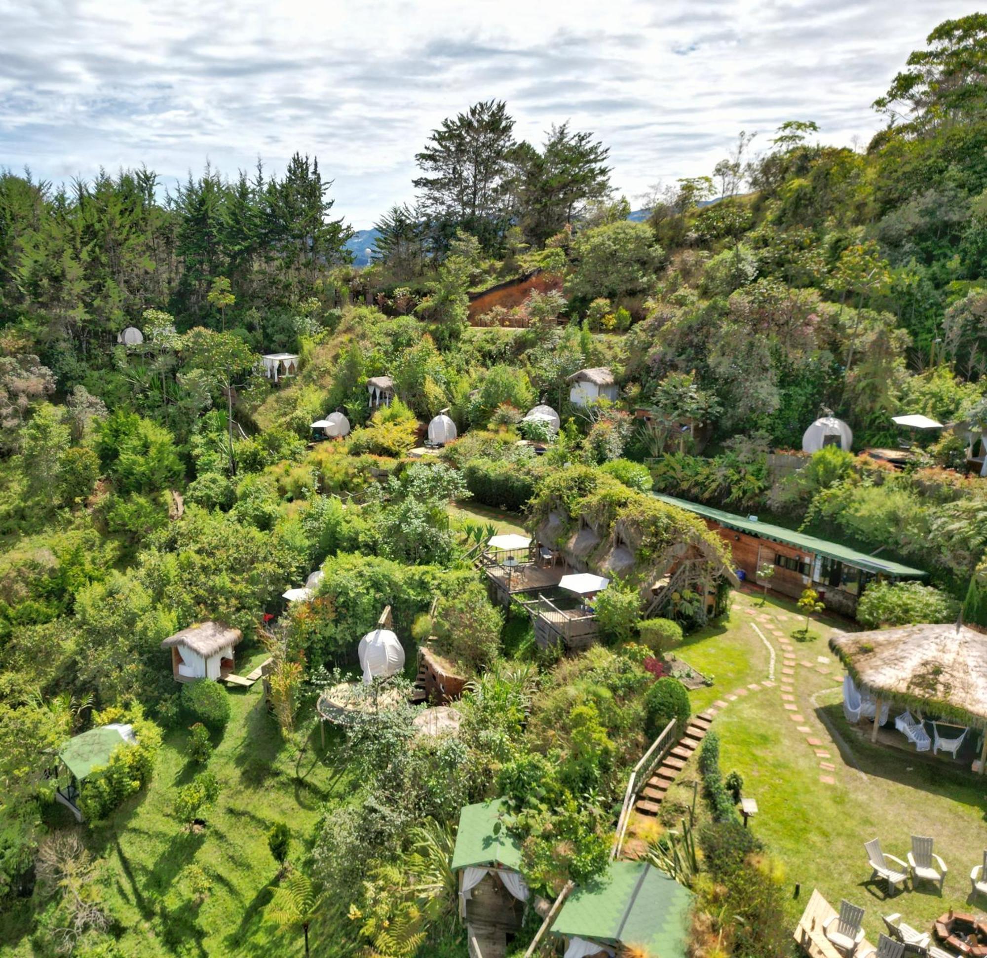 Levit Glamping - Hotel Guatape Penol (Adults Only) Eksteriør billede