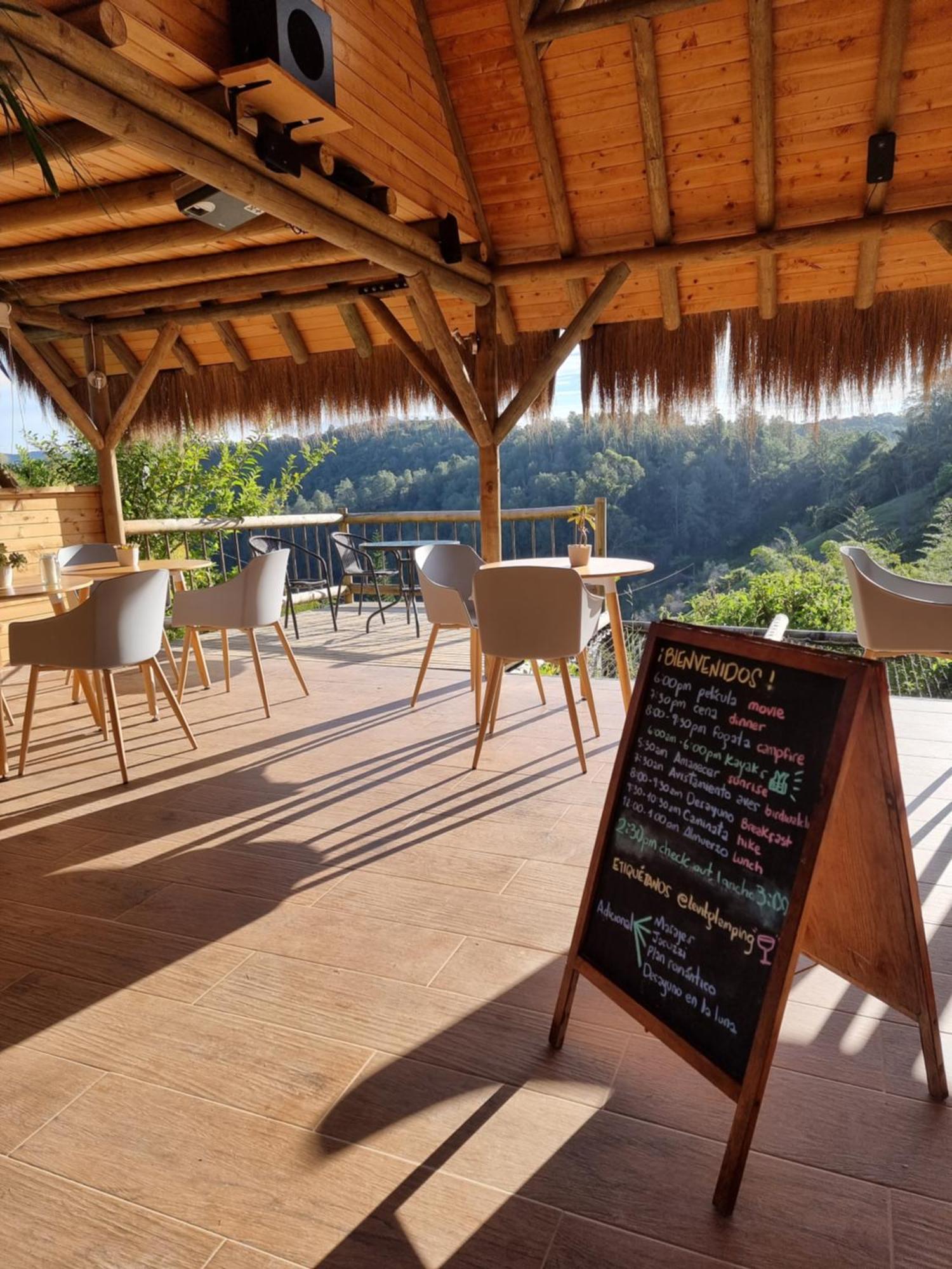 Levit Glamping - Hotel Guatape Penol (Adults Only) Eksteriør billede