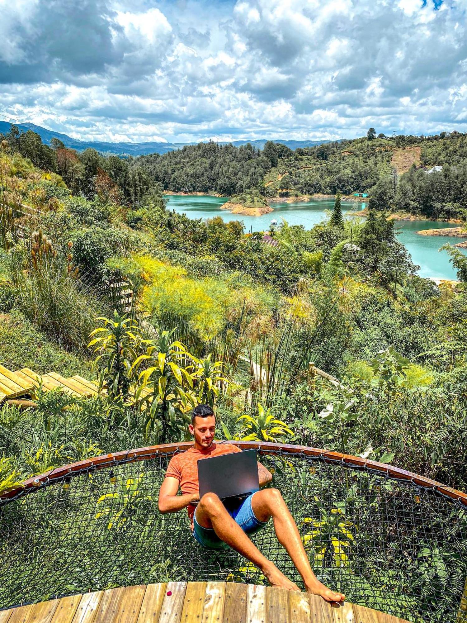 Levit Glamping - Hotel Guatape Penol (Adults Only) Eksteriør billede