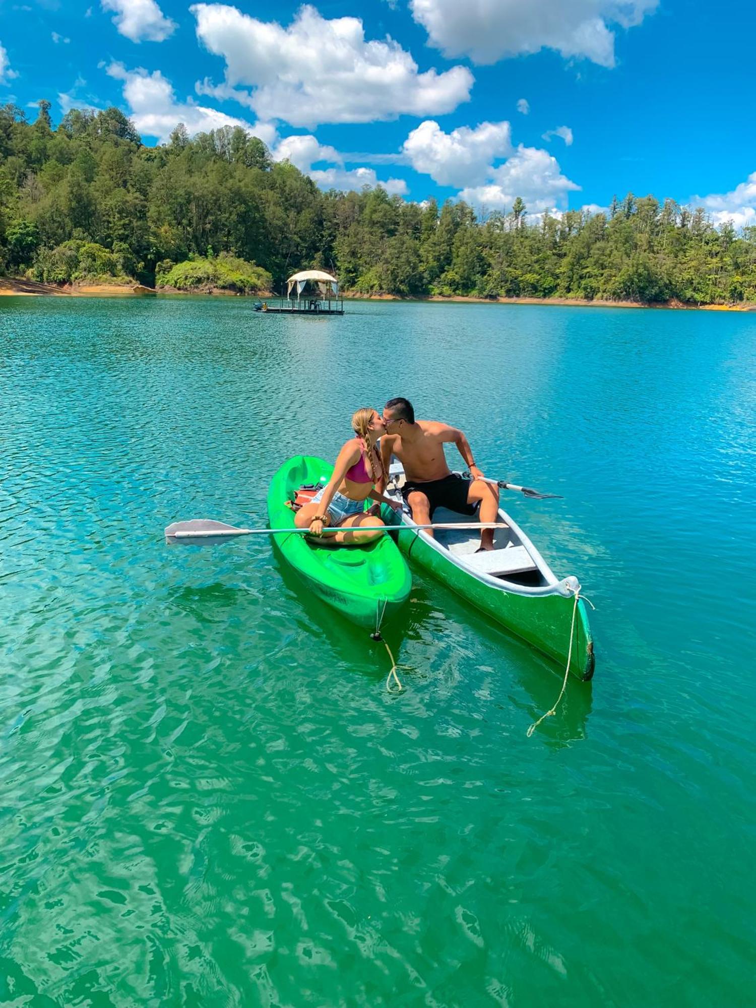 Levit Glamping - Hotel Guatape Penol (Adults Only) Eksteriør billede